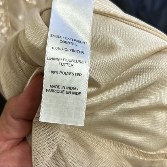 Adrianna papell cap sleeves sweetheart neckline beaded long gown - Picture 7 of 8